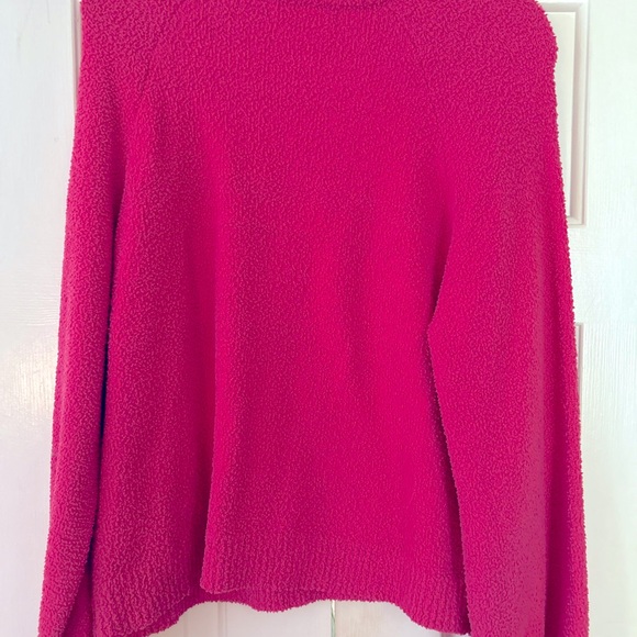 PRICE DROP NWOT Luxury Fashion Sweater - Picture 6 of 6
